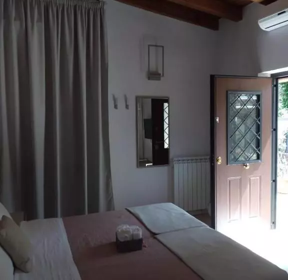 Majatalo Rainbow Sweet Rooms