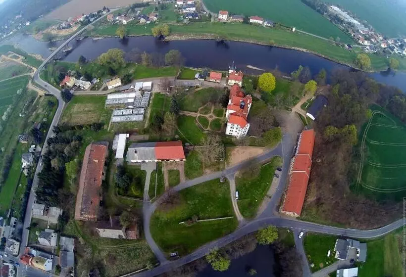Majatalo Wasserschloss Podelwitz
