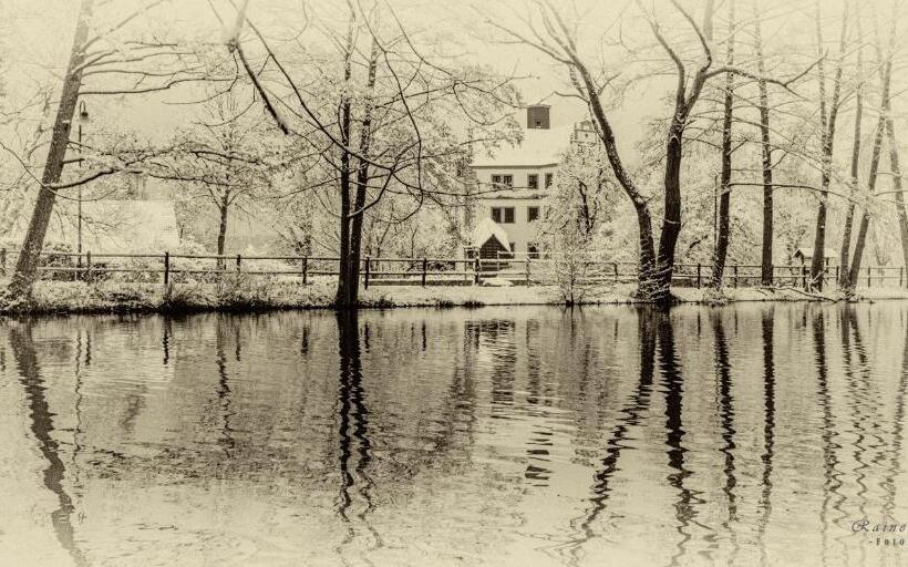 بنسيون Wasserschloss Podelwitz