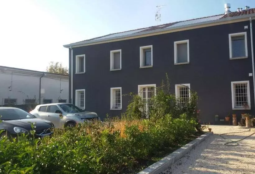 Zucchero Sui Baffi  Food Lovers B&b