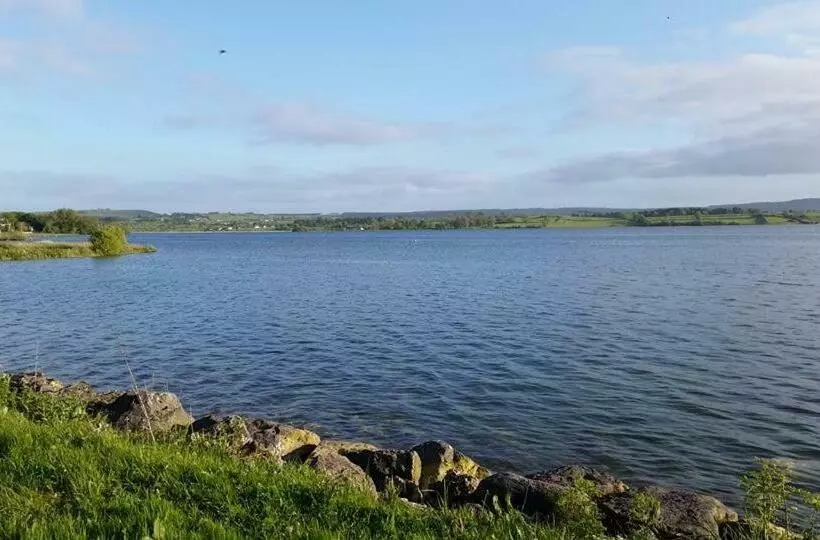 ベッドアンドブレックファースト Lakeside Loughrea