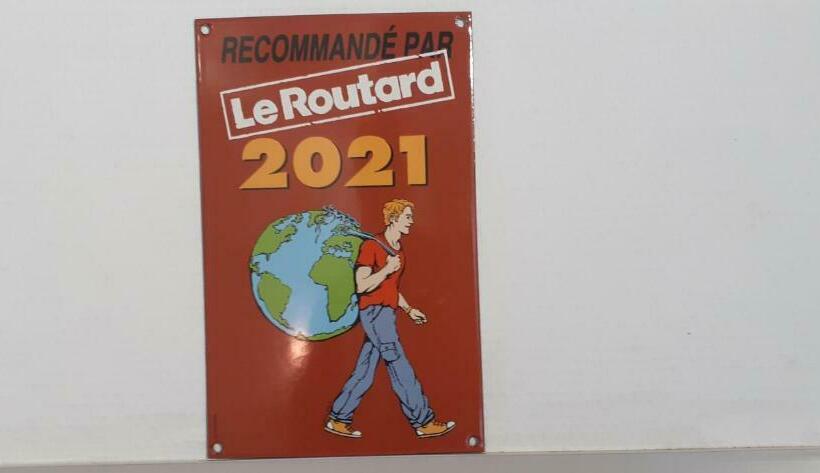 ベッドアンドブレックファースト Les Hôtes Du Prieuré