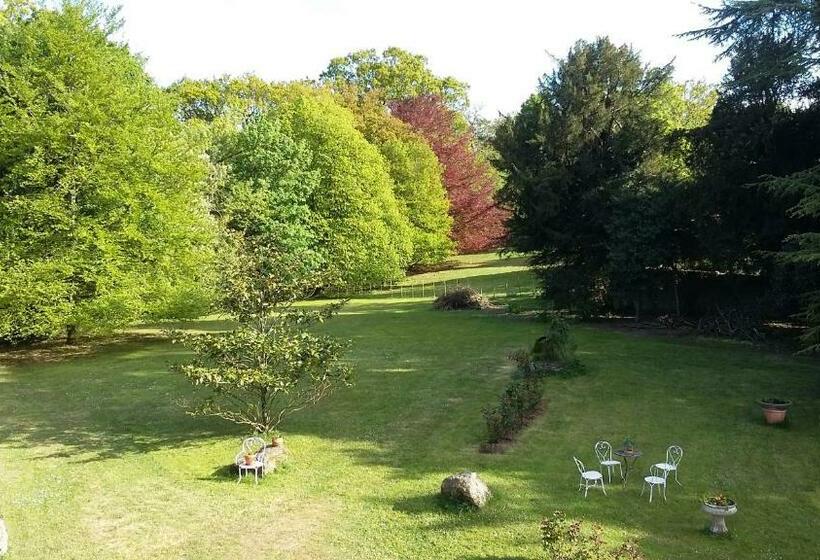 ベッドアンドブレックファースト Les Hôtes Du Prieuré