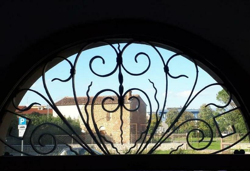 پانسیون Oro Rosso Rooms Locazione Turistica