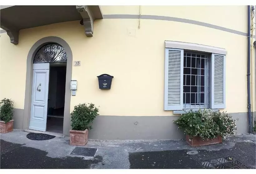 پانسیون Oro Rosso Rooms Locazione Turistica
