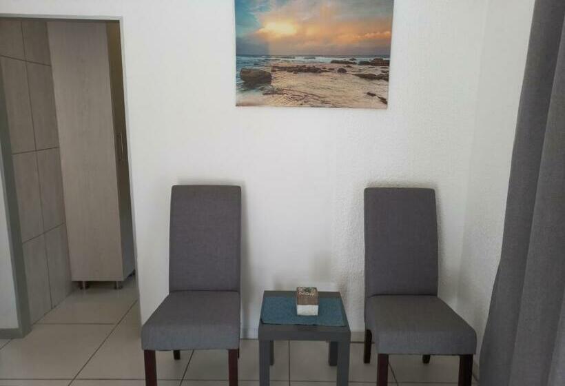 פנסיון Tropical Paradise Guest House