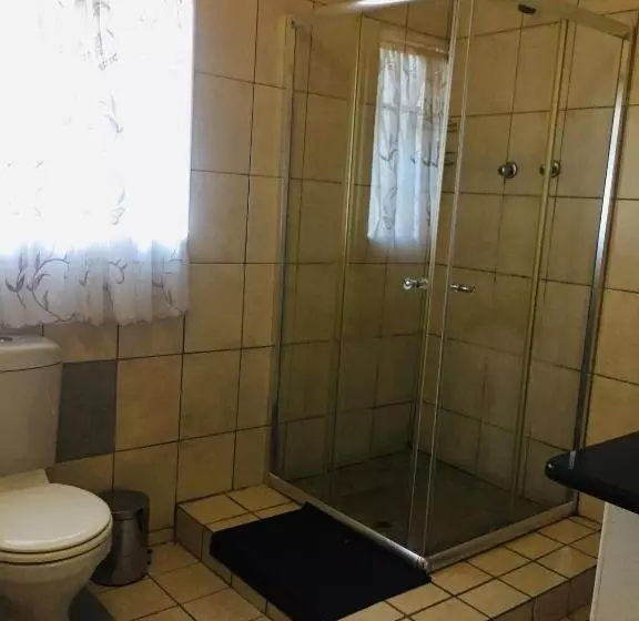 Majatalo Tropical Paradise Guest House