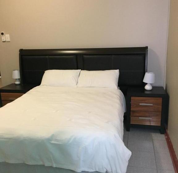 פנסיון Tropical Paradise Guest House