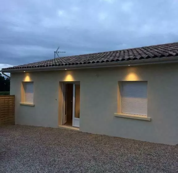 Aamiaismajoitus (B&B) Au Charmant Des Vignes