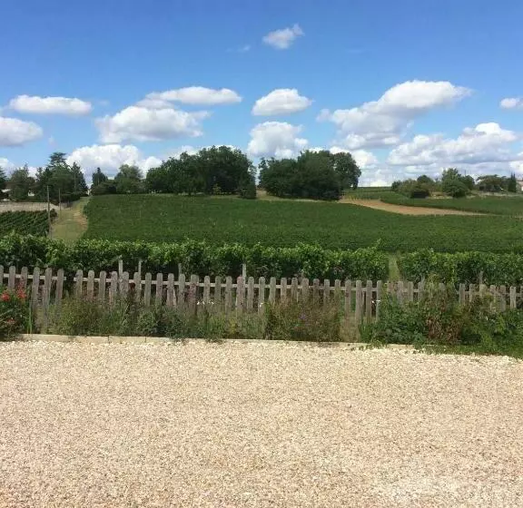 Aamiaismajoitus (B&B) Au Charmant Des Vignes