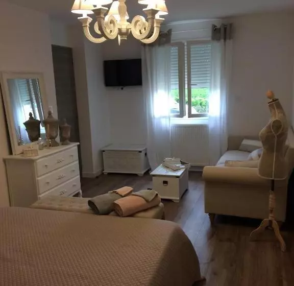 Aamiaismajoitus (B&B) Au Charmant Des Vignes