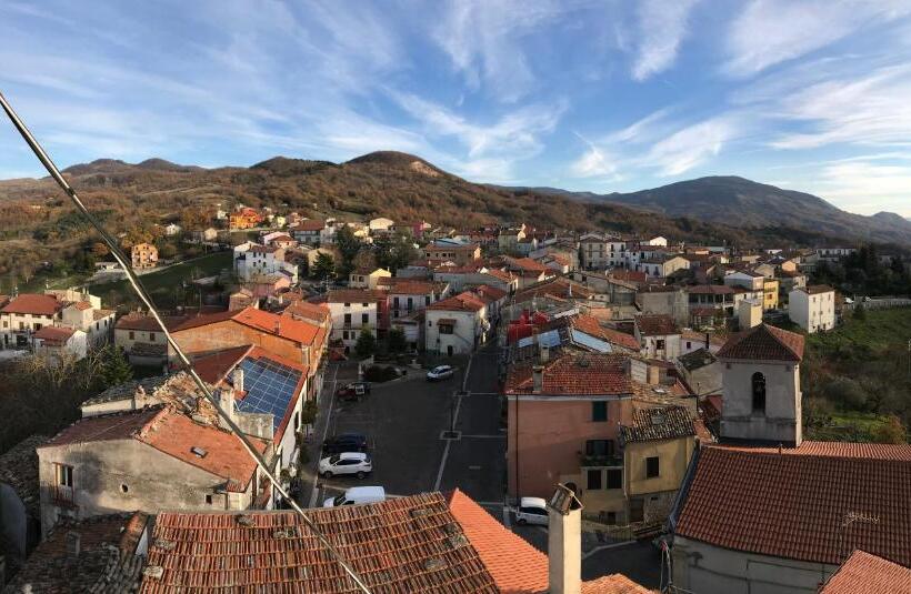 ベッドアンドブレックファースト Borgo La Forgia