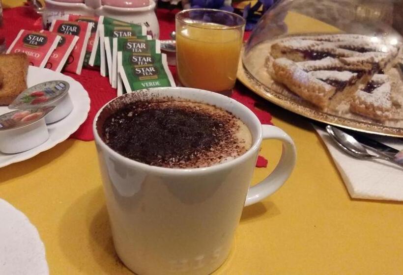 ベッドアンドブレックファースト Borgo La Forgia