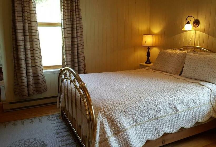 ベッドアンドブレックファースト Le Manoir Du Vieux Presbytère