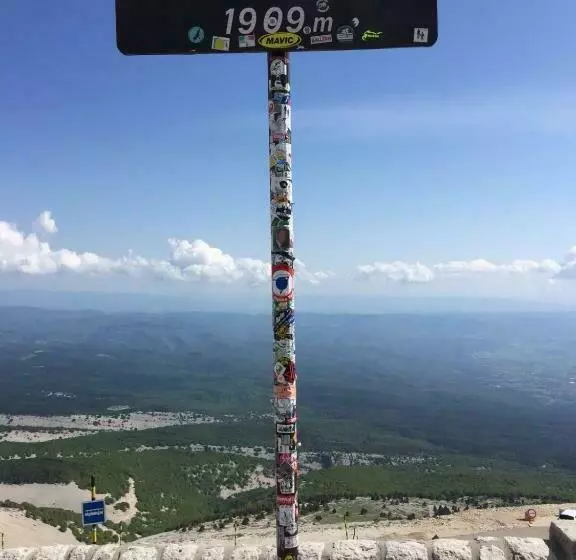 Aamiaismajoitus (B&B) Mas De Costebelle