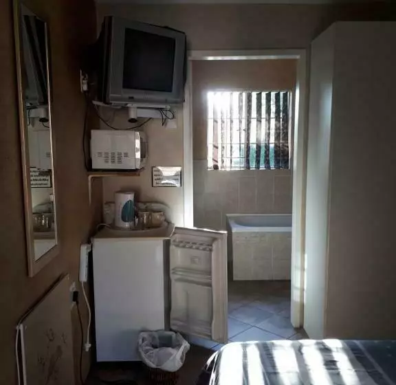 تختخواب و صبحانه Vivian S Cottage