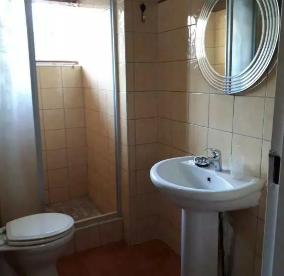 تختخواب و صبحانه Vivian S Cottage