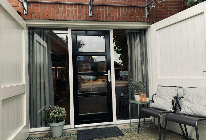 Bed & Breakfast Aan De Banis