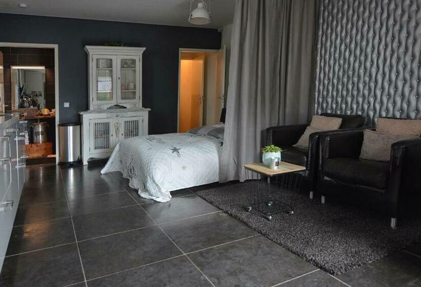 Bed & Breakfast Aan De Banis