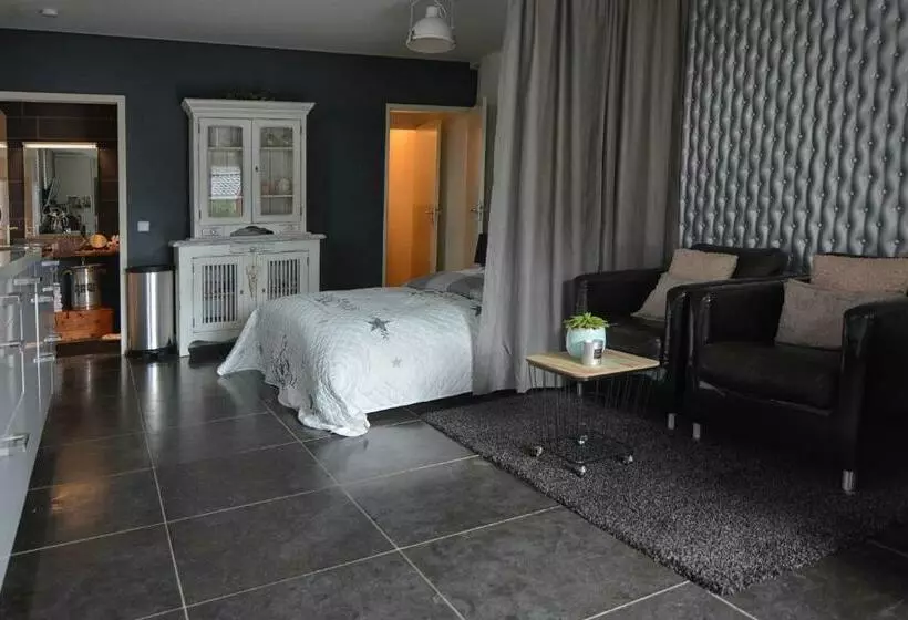 Bed & Breakfast Aan De Banis
