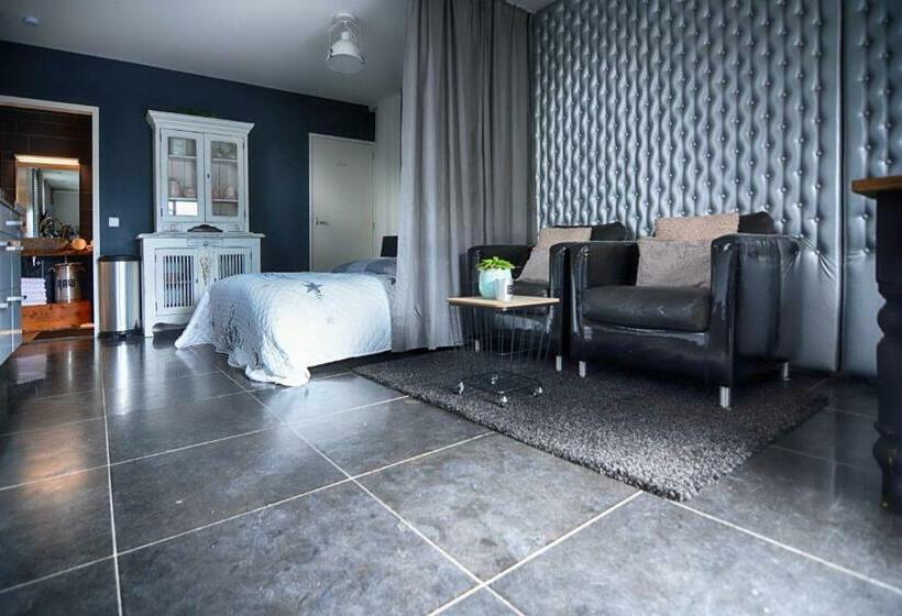 Bed & Breakfast Aan De Banis