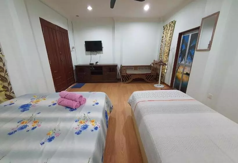 Hotelli Alia Express Villa Temila