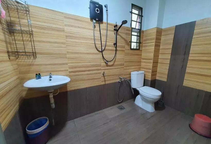 Hotelli Alia Express Villa Temila