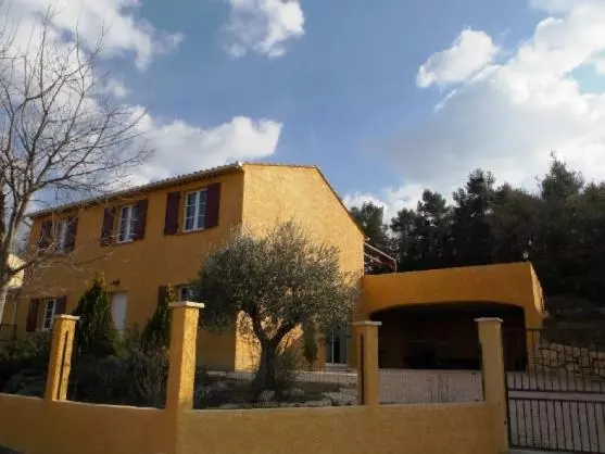 Majatalo A L Ombre Du Ventoux