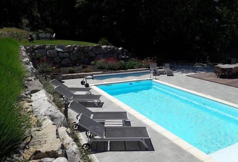 بنسيون A L Ombre Du Ventoux