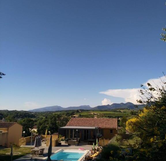 بنسيون A L Ombre Du Ventoux