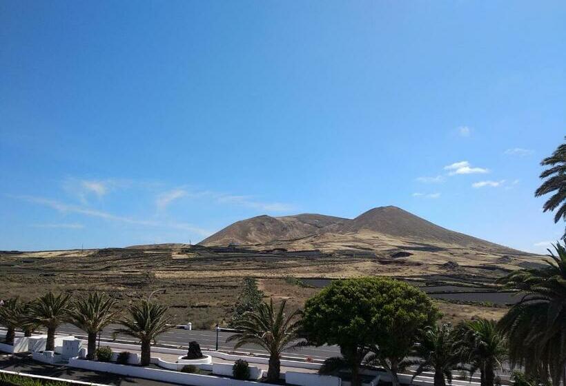 פנסיון Casa Helena