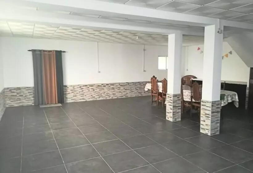 ペンション Casa Rafael