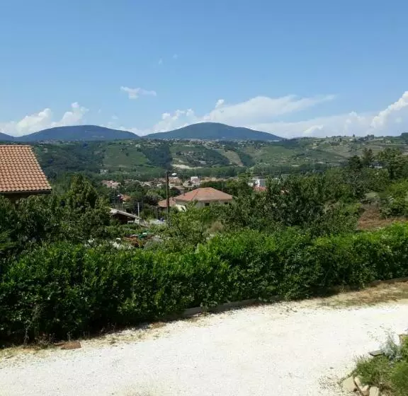 Majatalo Guest House Domaine Des Grouilleres