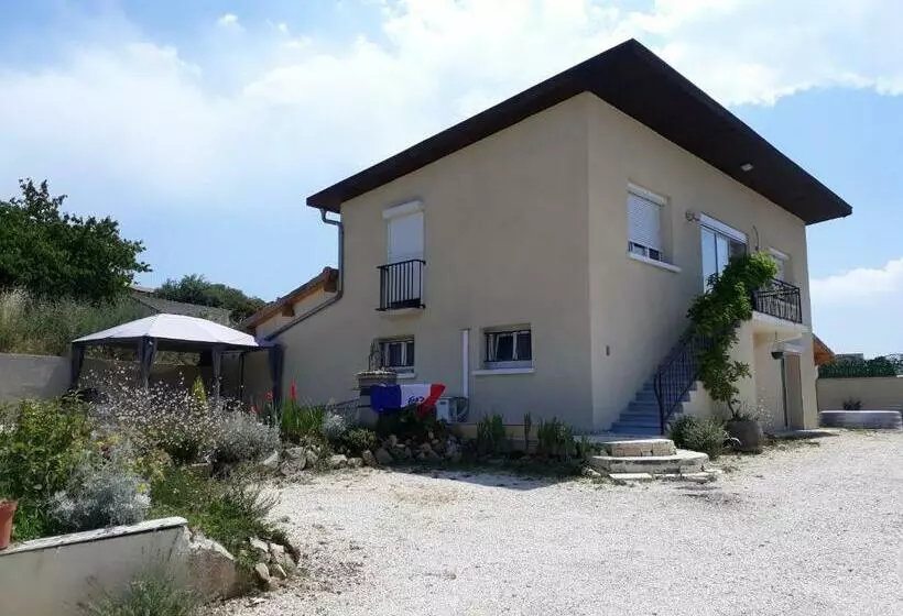 Majatalo Guest House Domaine Des Grouilleres