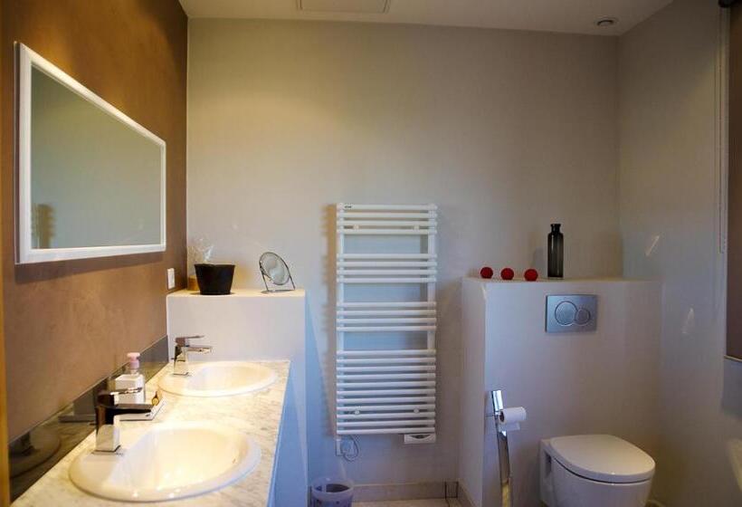 بنسيون Guest House Domaine Des Grouilleres