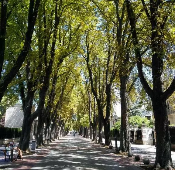 Majatalo Habitaka, Hogares De Paso