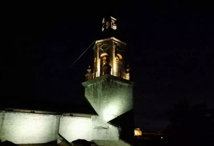 Majatalo Habitaka, Hogares De Paso