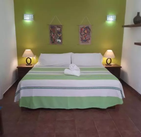 ペンション La Vivienda Villa