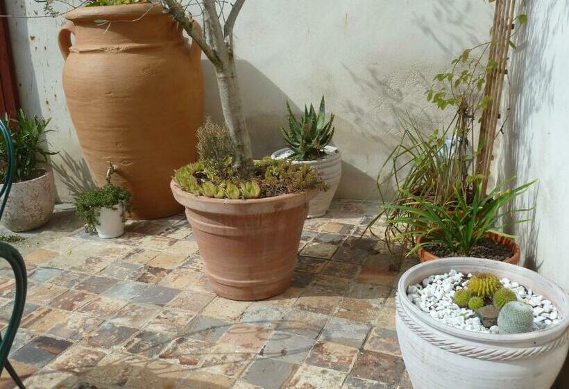 بنسيون Le Jardin Andrinople