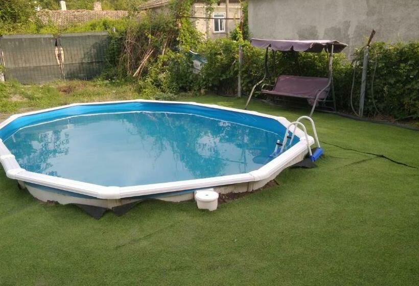 膳宿费 Nochevi Guesthouse