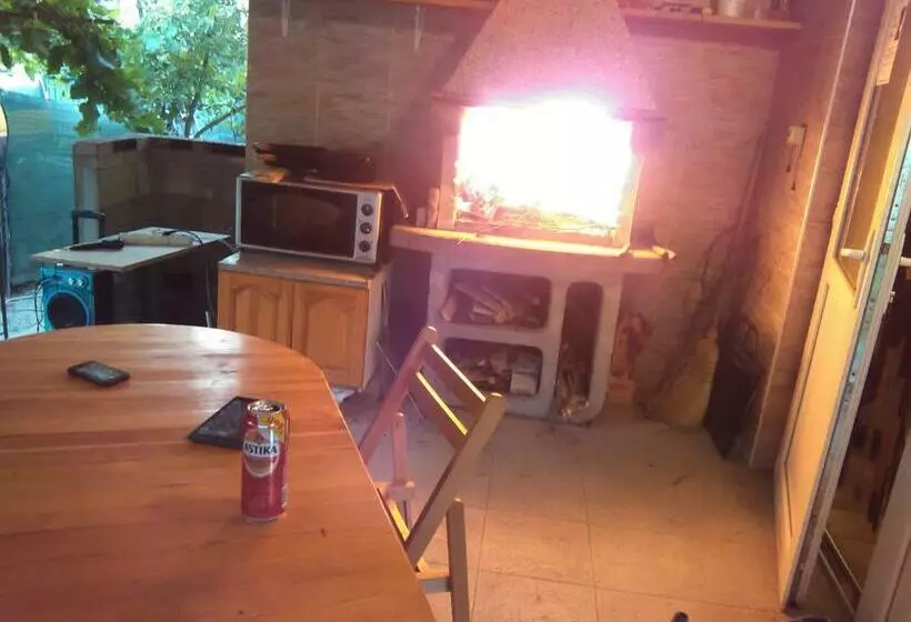 ペンション Nochevi Guesthouse