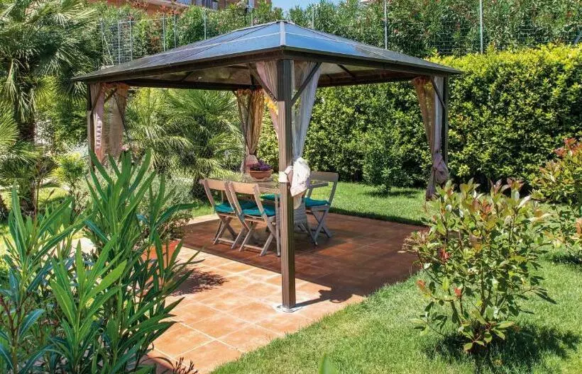 تختخواب و صبحانه Casa La Conchiglia