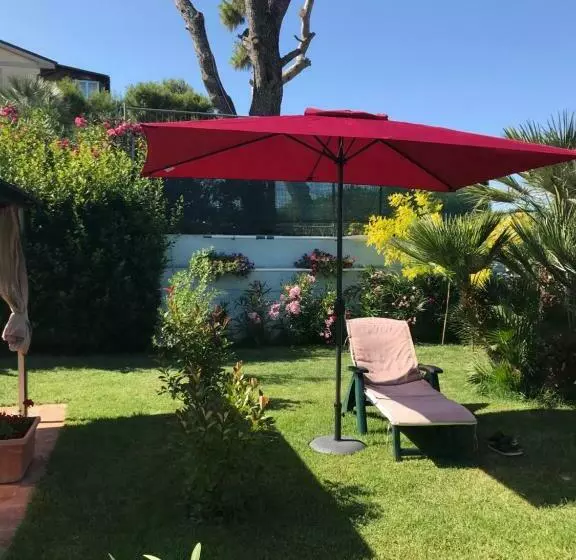 تختخواب و صبحانه Casa La Conchiglia