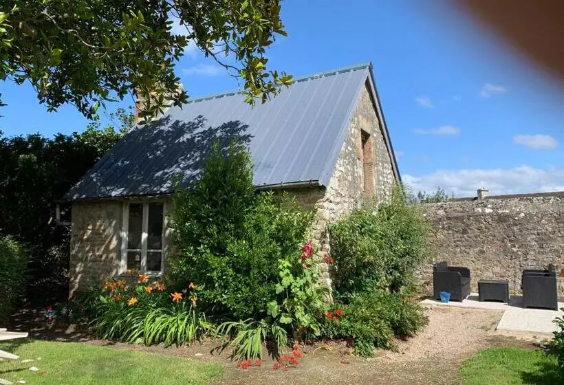 ベッドアンドブレックファースト La Tourelle En Normandie