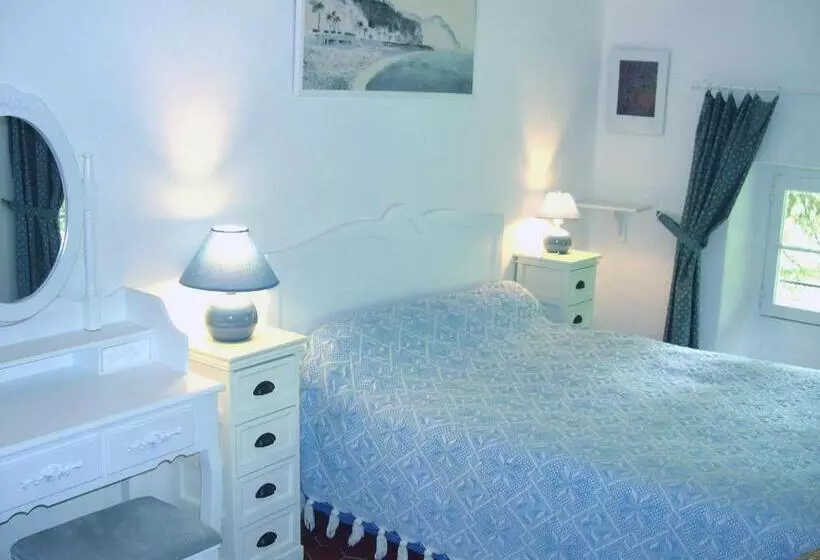 Domaine Du Paraïs B&b