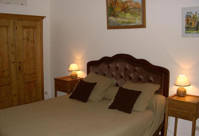 Domaine Du Paraïs B&b