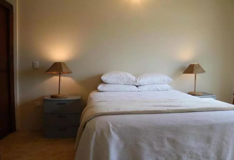 Hotelli Casa Bugambilias