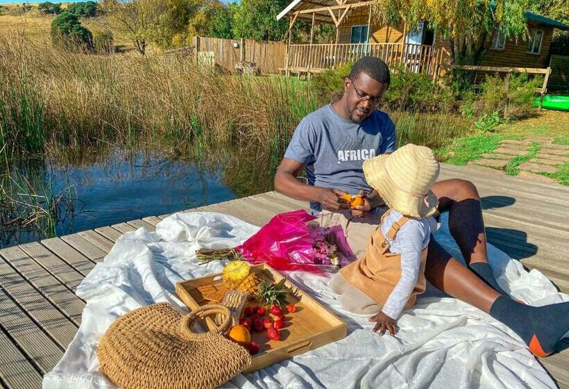 בית מלון כפרי Copperleigh Trout Cottages