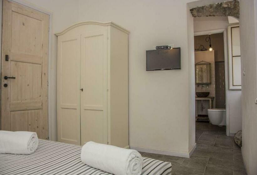 Pensjonat Apartment Sotto Il Santo