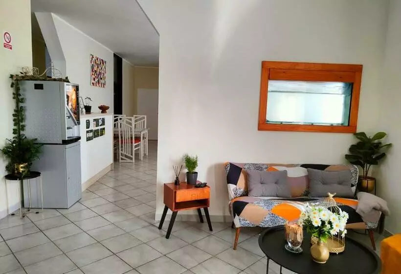 پانسیون Apartments & Rooms Saša